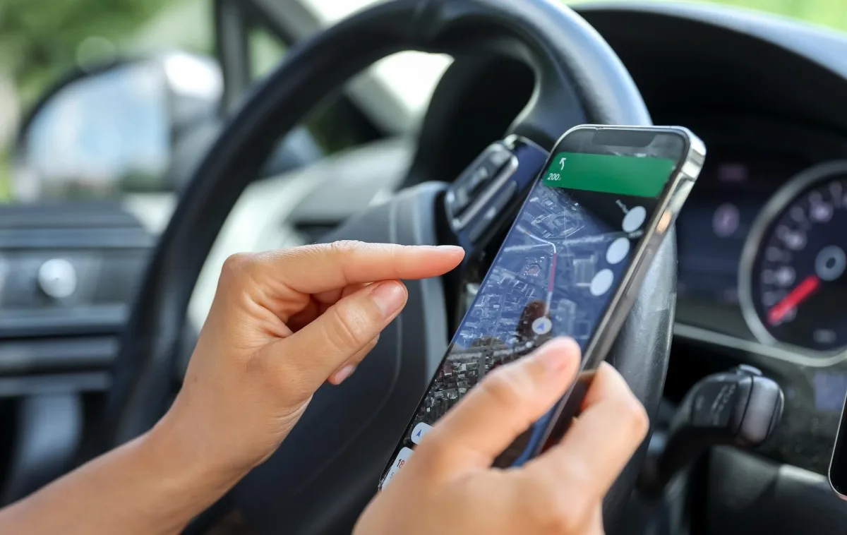 Waze suspende funcionalidade após fraudes durante campanha eleitoral; entenda