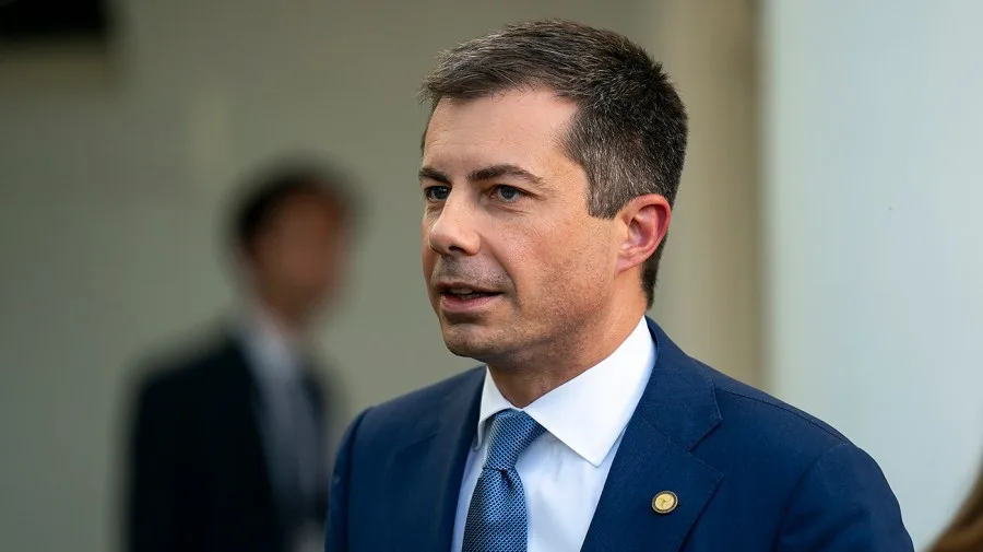 Buttigieg endorses Poindexter in House race against Miller
