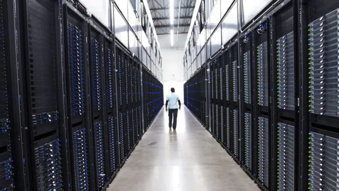 UE: data centers de IA terão que ser sustentáveis