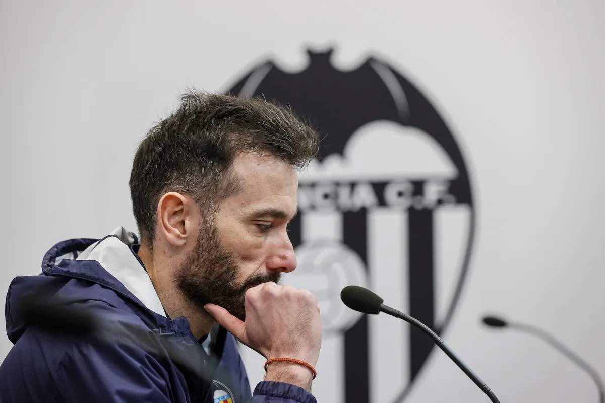La debacle del Valencia en una década: once entrenadores, tres veces en Europa y varias tentaciones con el descenso