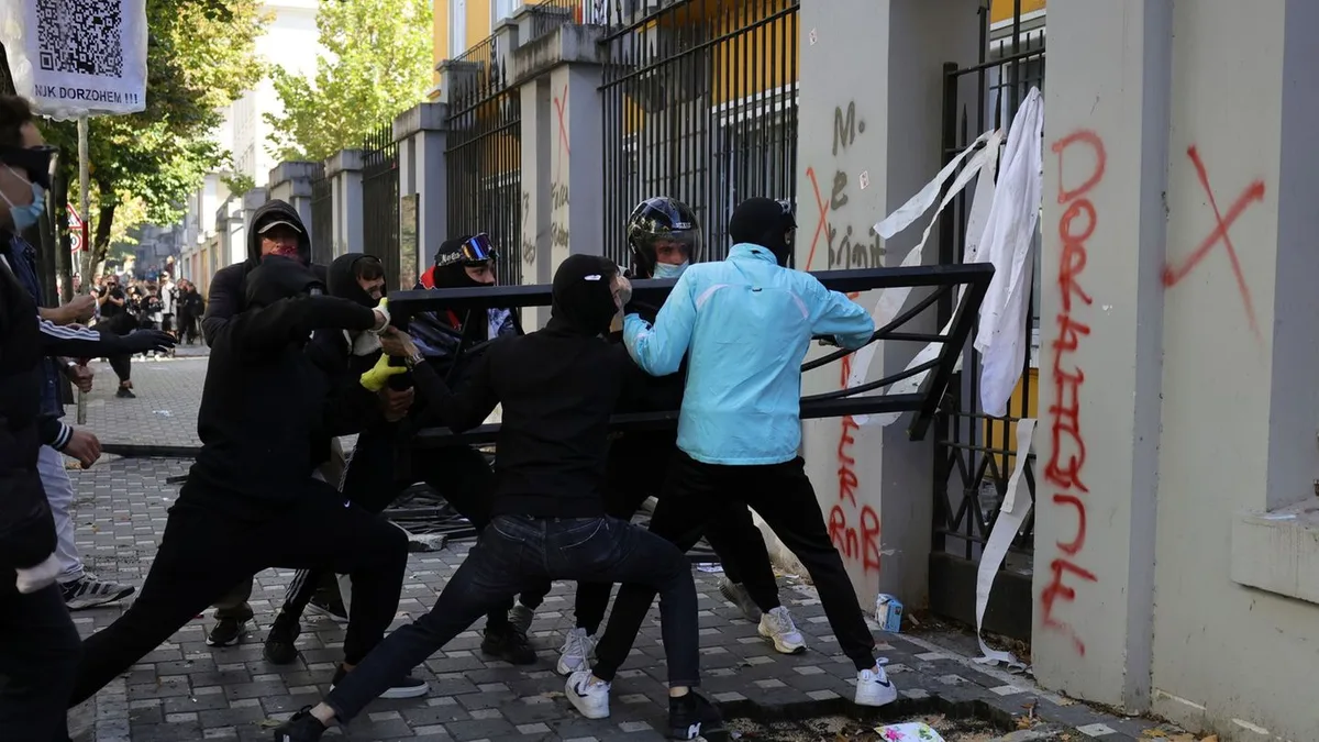 Unruhen: Proteste gegen Regierung in Albanien weiten sich aus