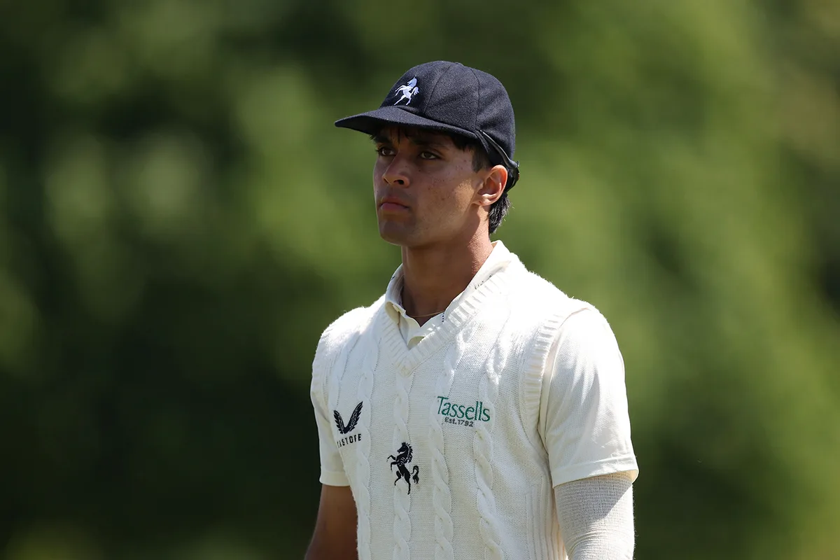 Ekansh Singh fires Kent push after Compton, Muyeye fifties