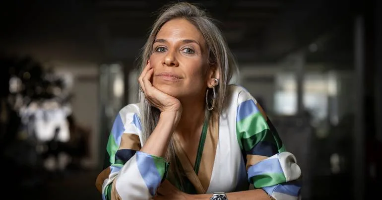 "Os debates sobre feminismo e democracia são semelhantes"