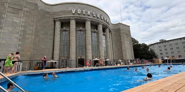 « Allez vous faire foutre ! » : à Berlin, la « piscine du peuple » crée des remous dans la campagne municipale