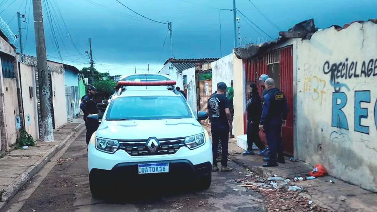 Ferro-velho é fechado com peças furtadas de semáforos em Campo Grande