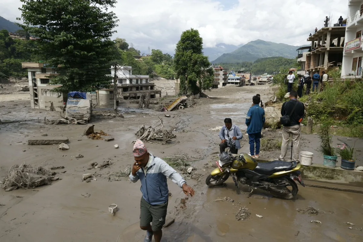 Não havia glaciar, esponja, alterações climáticas: as origens da tragédia no Nepal