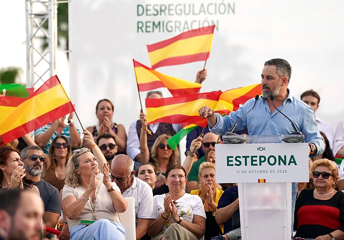 Abascal da comienzo a la precampaña de la «última oportunidad» en Estepona: «Es momento de dejar de soportar injusticias»