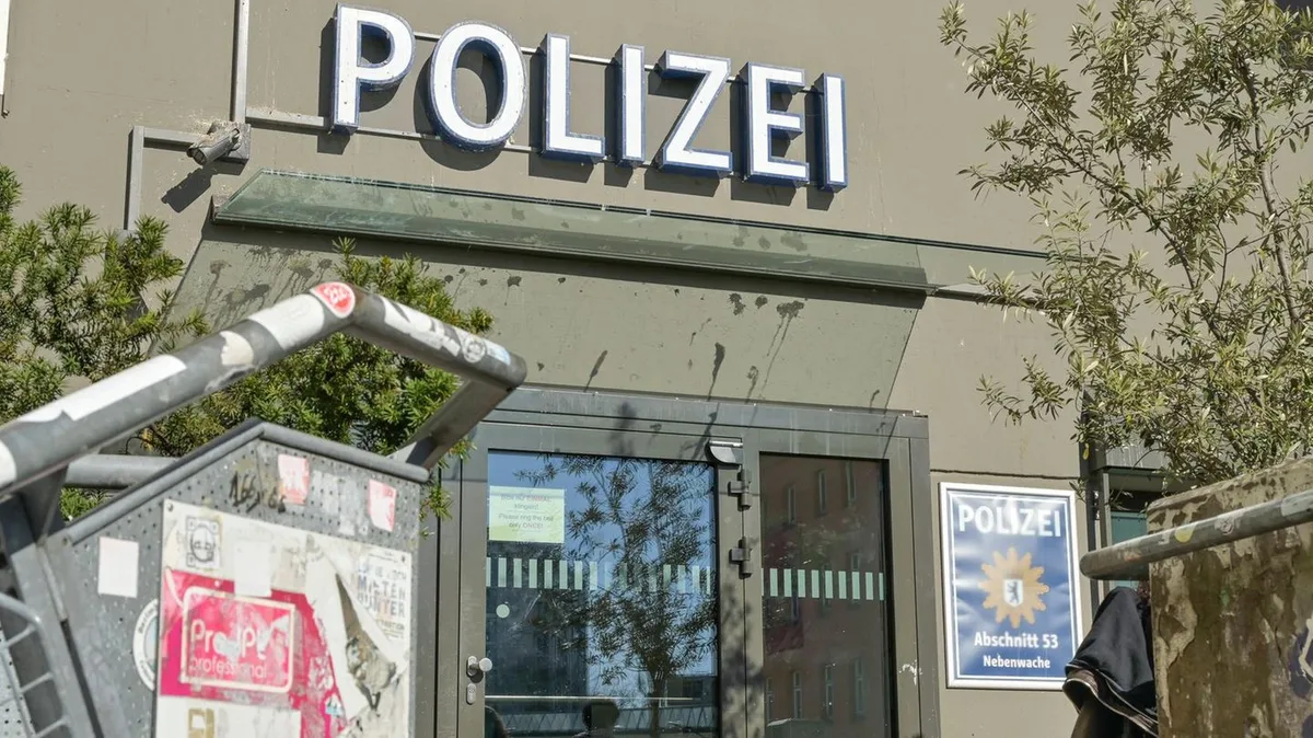 Hohe Anforderung: Berliner Polizei hat Nachwuchsproblem – wegen des Deutschtests