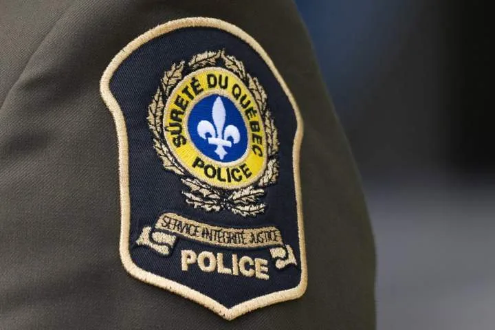 6 injured after vehicle strikes pedestrians at Quebec festival