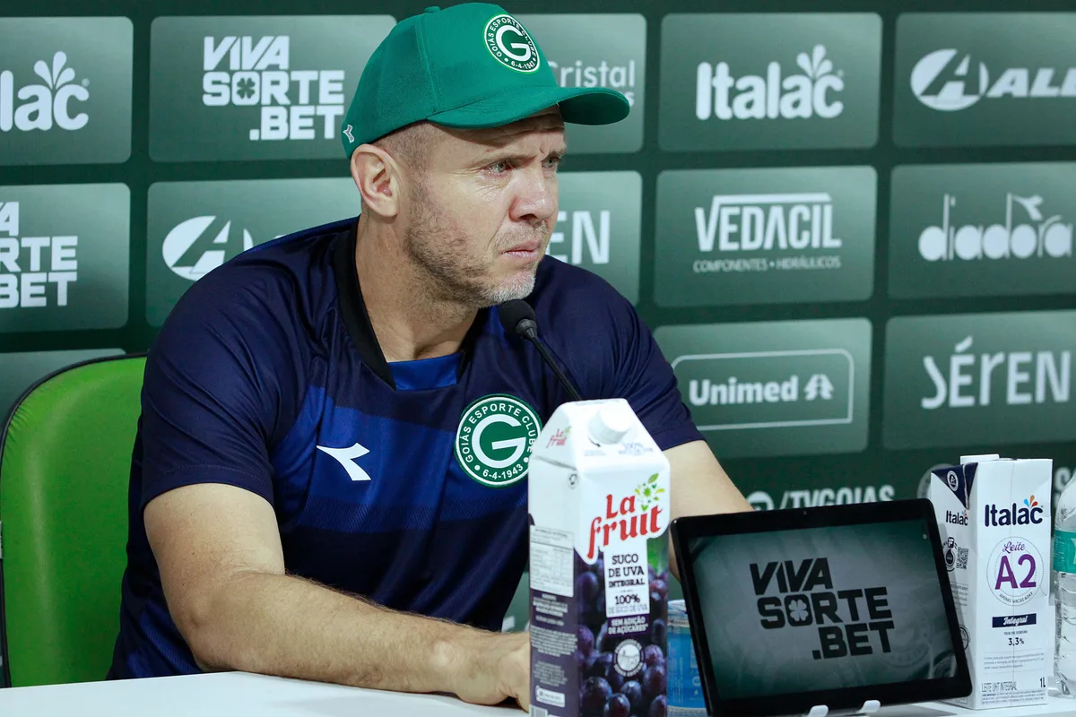 Mozart atribui derrota do Goiás aos "primeiros cinco minutos de jogo"