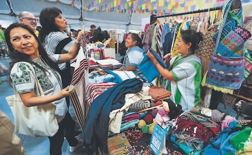 El sector cultural genera 50 veces más de lo que recibe al año, señala Fundar