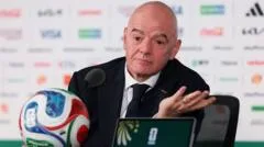 Infantino apologises to Fifa Council - but told he is still not fit to lead