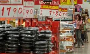 Vendas no varejo do Brasil recuam 0,8% em julho e frustram projeções