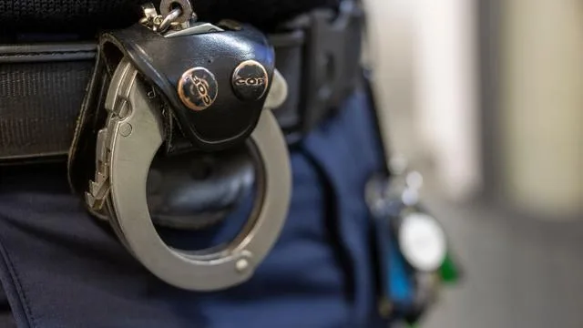 Kriminalität: Mutmaßlicher Mordversuch am Vater - Untersuchungshaft