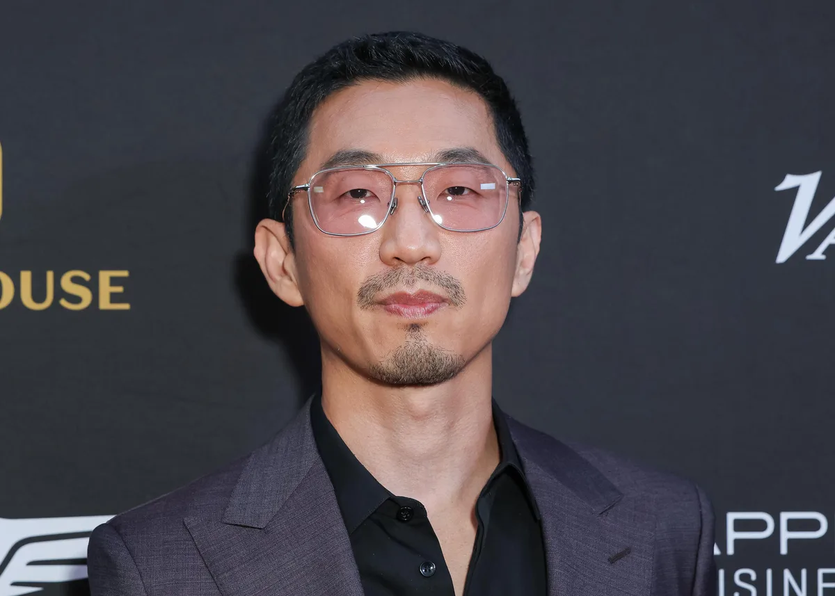 ‘Beef’ Creator Lee Sung Jin Pitched Charles Melton on the Show Over Dinner: ‘By the Third Appetizer He Said Yes’