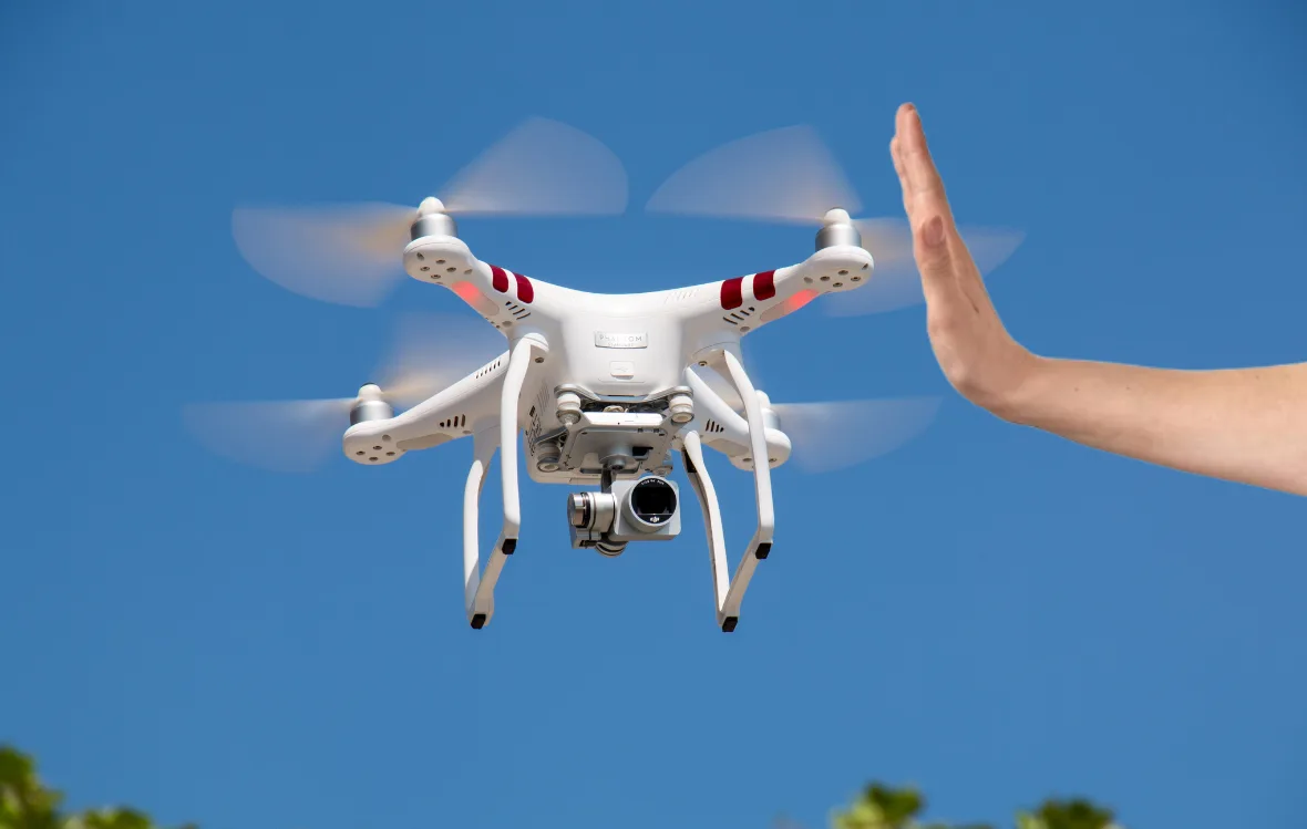 Régimen de Delcy Rodríguez levantó suspensión del uso de drones en Venezuela (VIDEO)