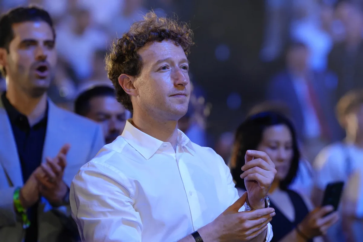 Zuckerberg insiste en empoderar a las personas con la IA