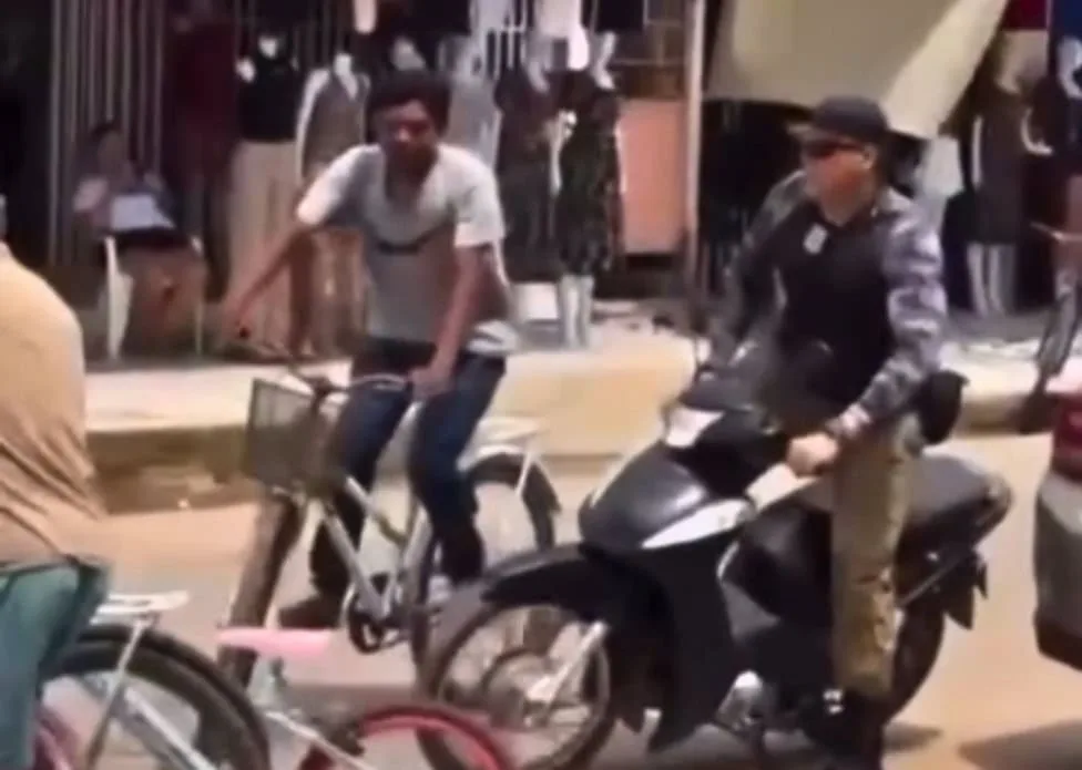 Segurança agride adolescente indígena com chutes após furto de bicicleta