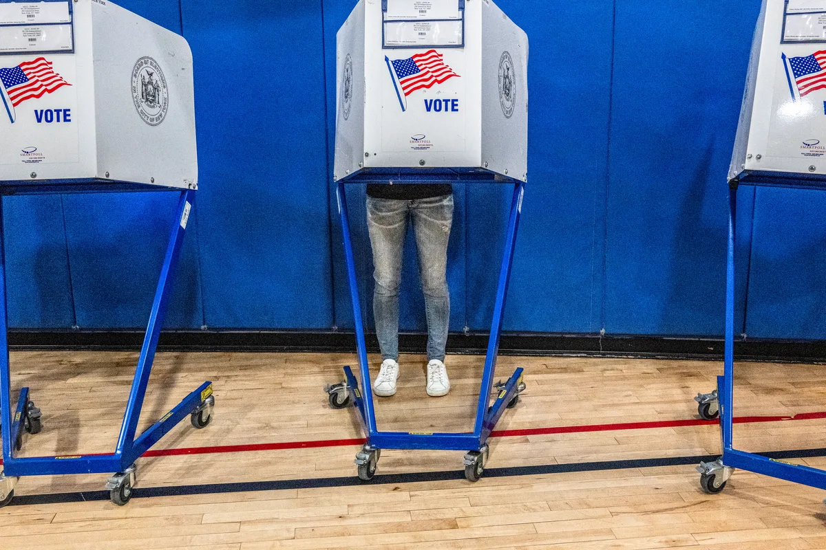 Democrats demand Homeland Security officials fund election security ahead of midterms