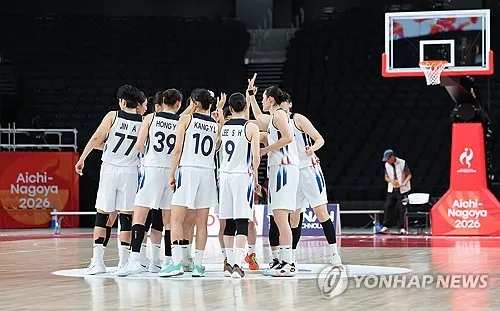 [아시안게임] '금빛 기운' 이어받은 여자농구, 몽골 완파하고 8강행 확정