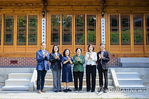 韓총리, 공공임대 전문가와 간담회…"다양한 주거방식 고민필요"