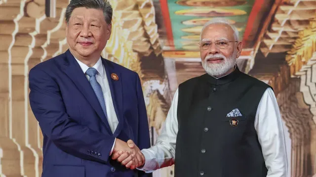 Modi pede aos BRICS um roteiro para reformar a governação mundial