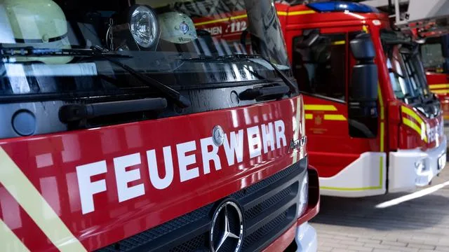 Brand im Landkreis Kelheim: Feuer in Wohnhaus in Niederbayern verletzt Vater und Tochter