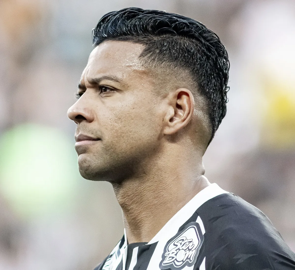 Wallyson lamenta eliminação, mas valoriza acesso e campanha do ABC