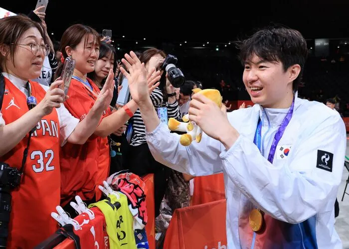 "이현중이요?" 韓 남자농구 'GOAT 논쟁'…12년 만의 AG 금메달, '레전드' 허재 감독 '직접 등판'