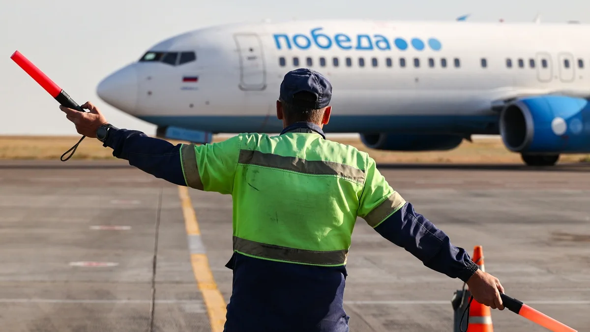 Авиакомпания "Победа" корректирует расписание в регионах РФ из-за ограничений на полеты