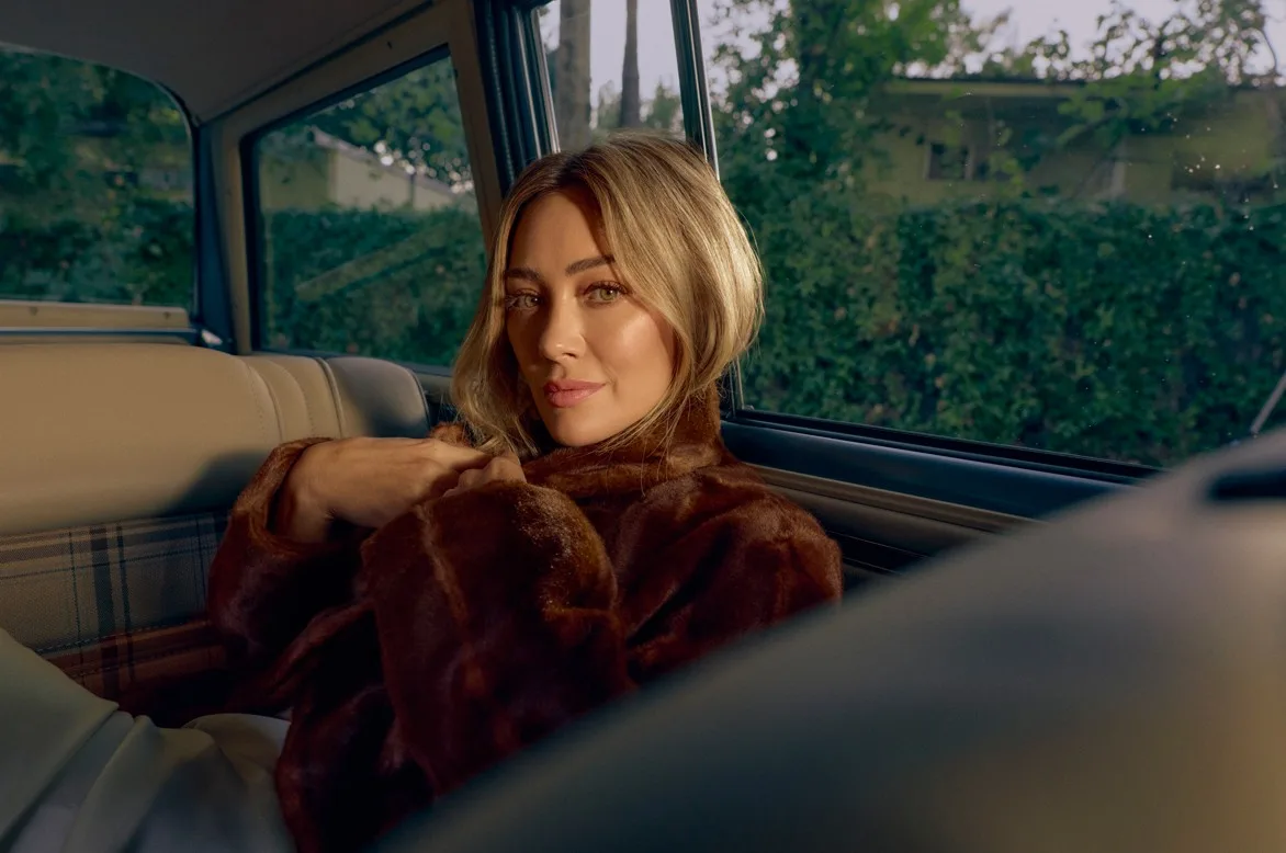 Hilary Duff anuncia show em São Paulo em 2027