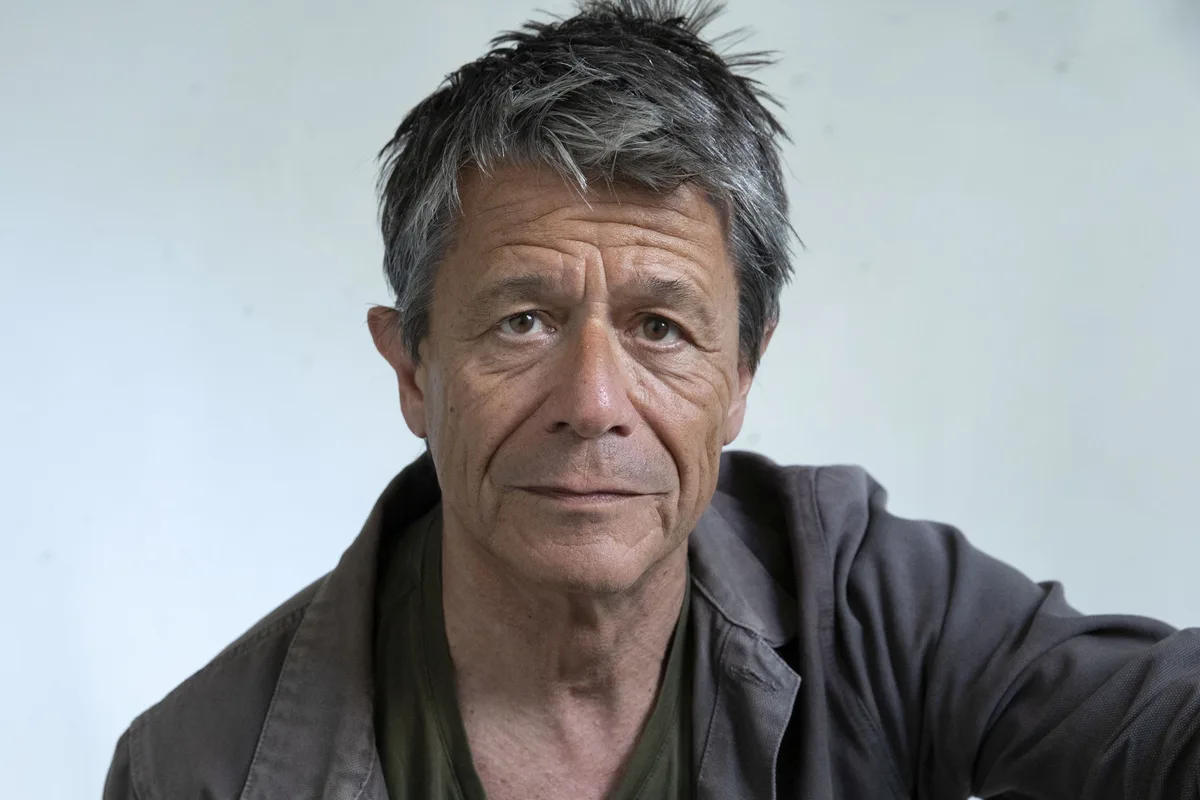 Llega el FILBA: el festival de literatura vuelve con el hábitat como eje y Emmanuel Carrère como invitado estrella