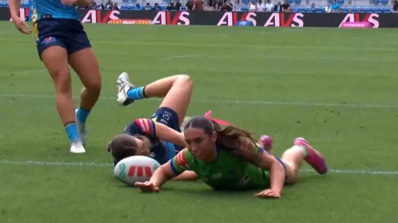 Greats stunned as Bunker awards Raiders try