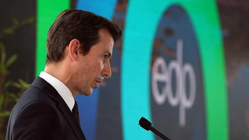 EDP assina acordo em Singapura para fornecer energia limpa ao setor da Inteligência Artificial