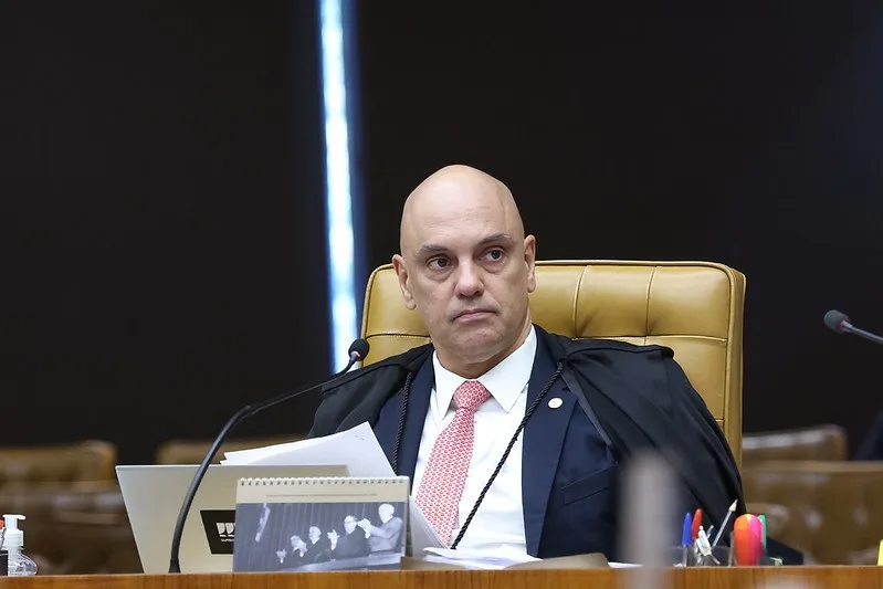 Os pagamentos ‘exorbitantes’ a juízes que Moraes mandou suspender