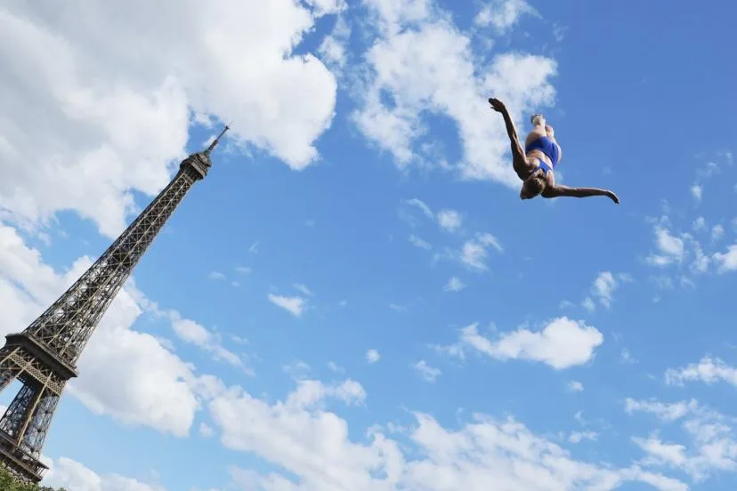 Du plongeon devant la tour Eiffel aux titres de Léon Marchand : nos plus belles photos des Championnats d'Europe de natation 2026