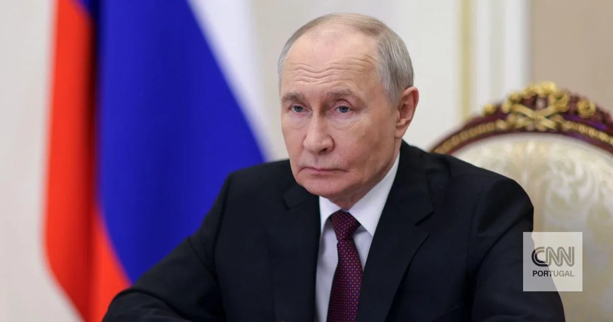 Putin acusa Ucrânia de abrir "caixa de Pandora" com ataques à Wildberries e promete retaliar