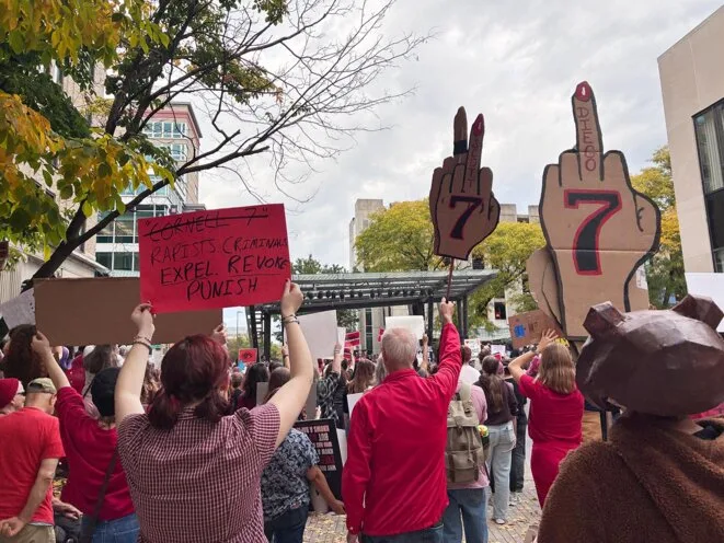 États-Unis: le campus de Cornell secoué par une affaire de viol collectif