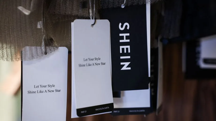 Fast-fashion : la Chine menace la France de contre-mesures si elle n'abroge pas son malus sur les vêtements
