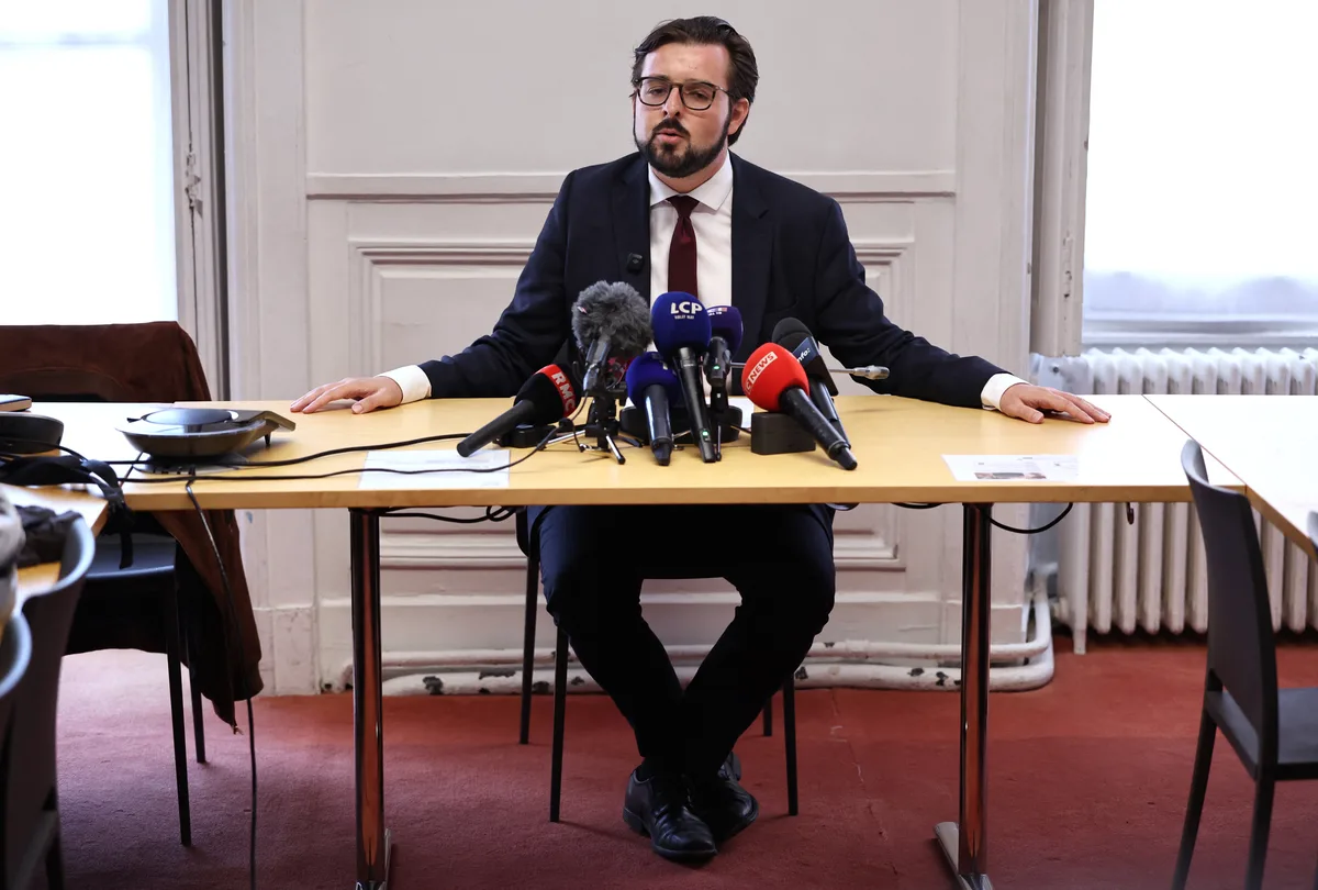 "J'ai été victime de cette femme" : Philippe Brun, écarté de la primaire PS pour des accusations de violence, contre-attaque