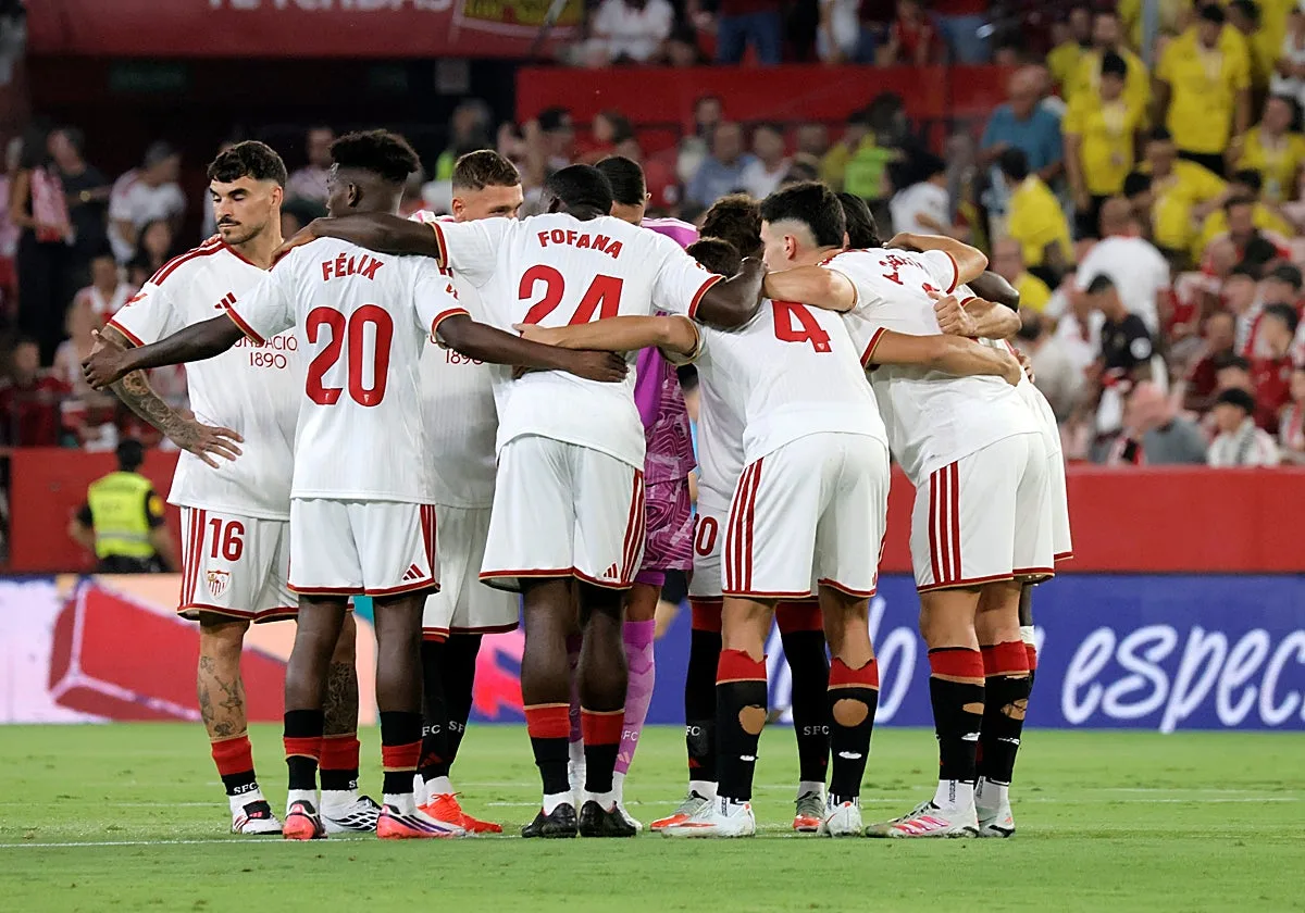 El Deportivo se queja de los dos días extra de descanso que ha tenido el Sevilla FC: «Con cinco no hay problemas; con tres, sí»