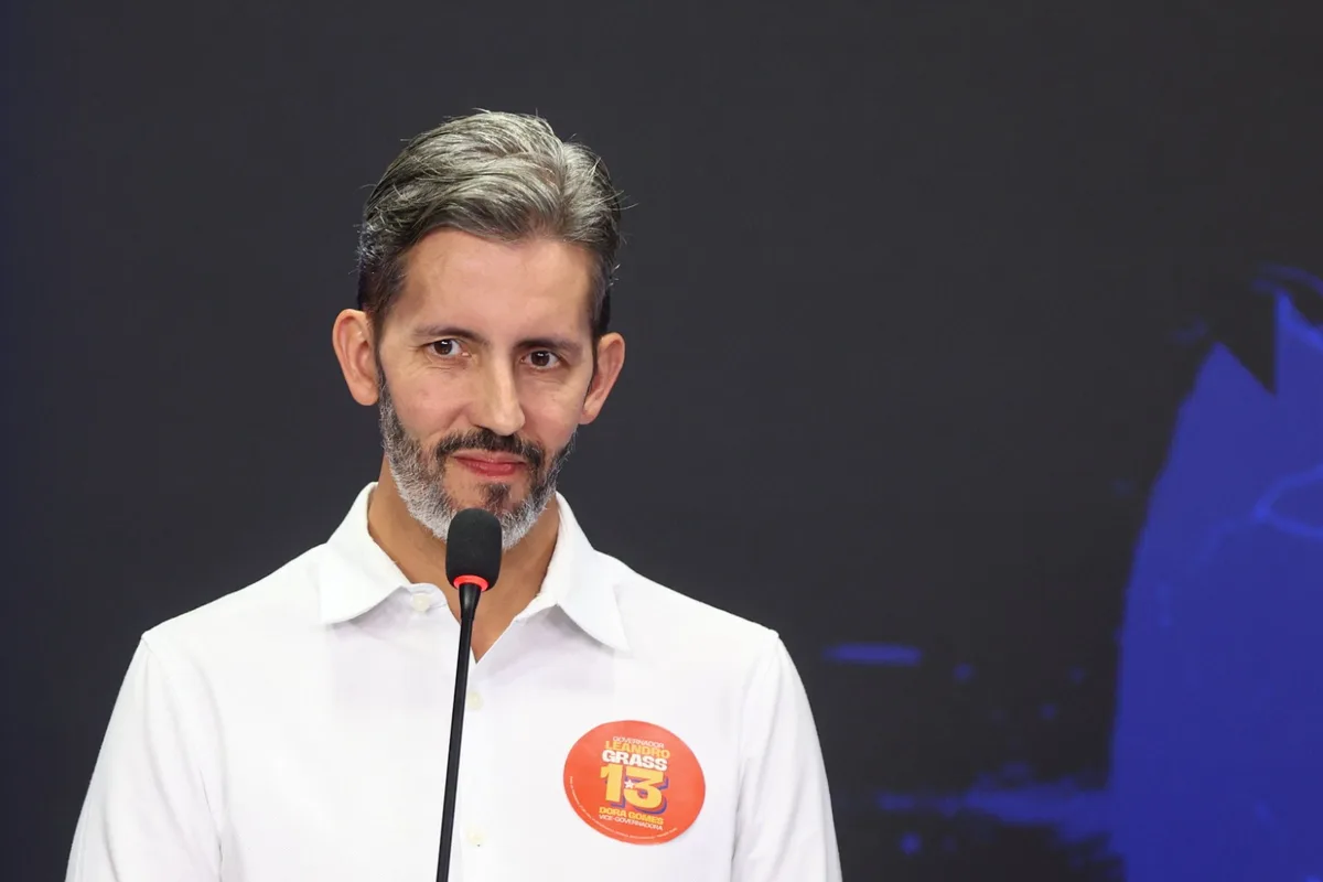 Grass diz que "não há ataque" de Lula ou do PT ao Fundo Constitucional
