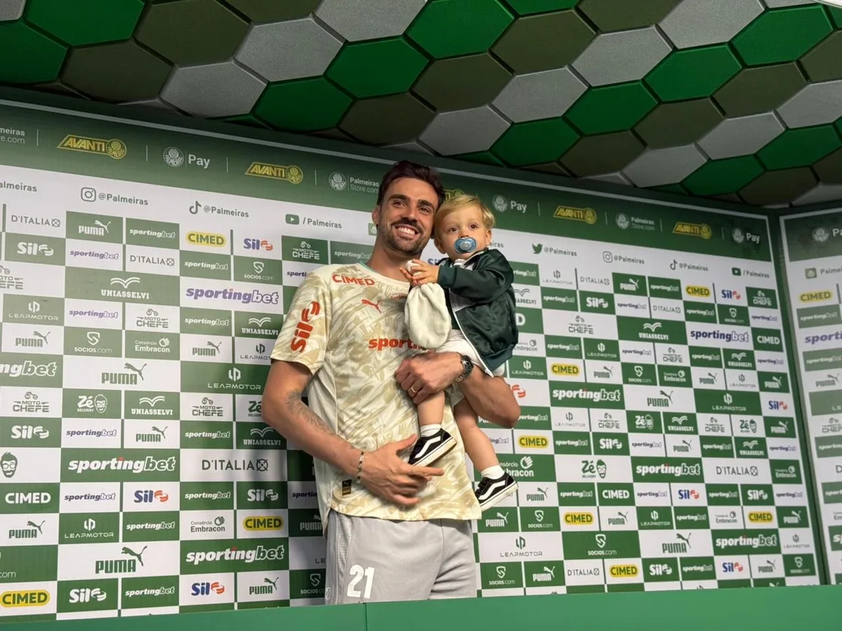Bruno Bertinato cita semelhanças com Carlos Miguel e contrato curto como motivação no Palmeiras