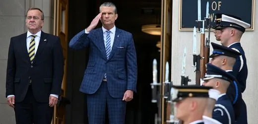 Boris Pistorius bei Pete Hegseth: Wenn der Musterschüler kommt, gibt sich der »Kriegsminister«freundlich