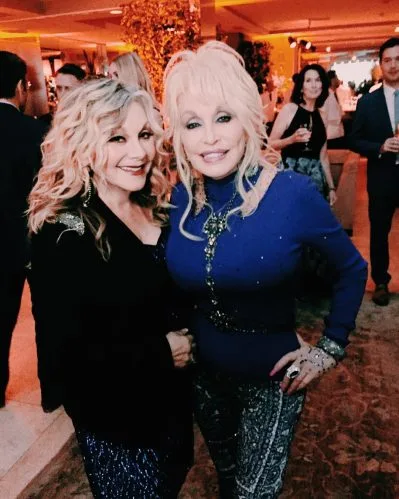Irmã revela atitude comovente de Dolly Parton pouco antes de sua morte, mesmo sabendo que não havia mais solução Irmã revela atitude comovente de Dolly Parton pouco antes de sua morte, mesmo sabendo que não havia mais solução