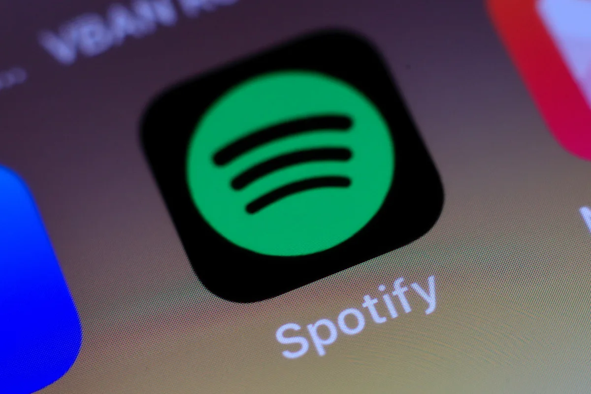 Spotify ya no mostrará canciones infantiles que busquen tus hijos en las recomendaciones