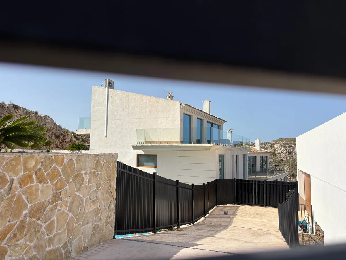 La muerte del matrimonio hallado en un jacuzzi en Cullera apunta a una posible sucesión fatal de accidentes