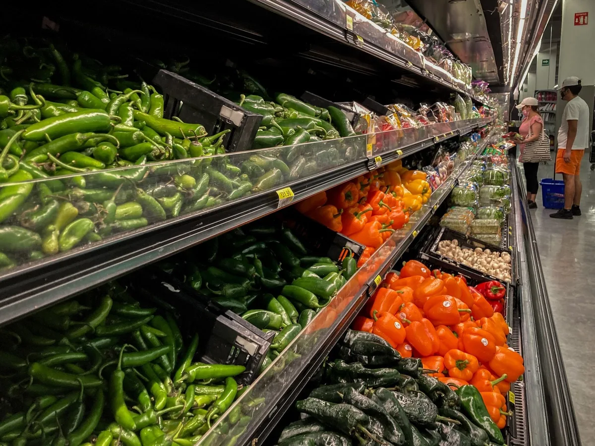 Canasta básica sube a 13.34 pesos y ‘ahorca’ bolsillo de mexicanos: ¿Qué alimentos aumentaron su precio?