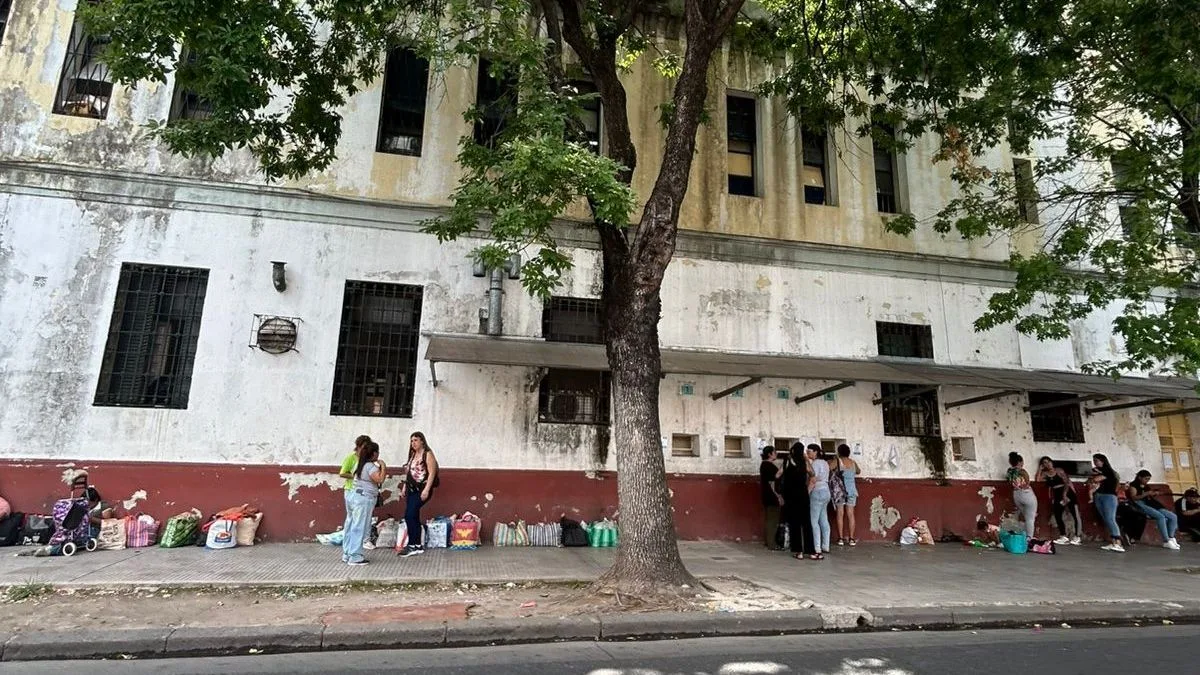 Comenzó el segundo traslado de presos de Devoto a Marcos Paz: buscan cerrar la cárcel antes de fin de año