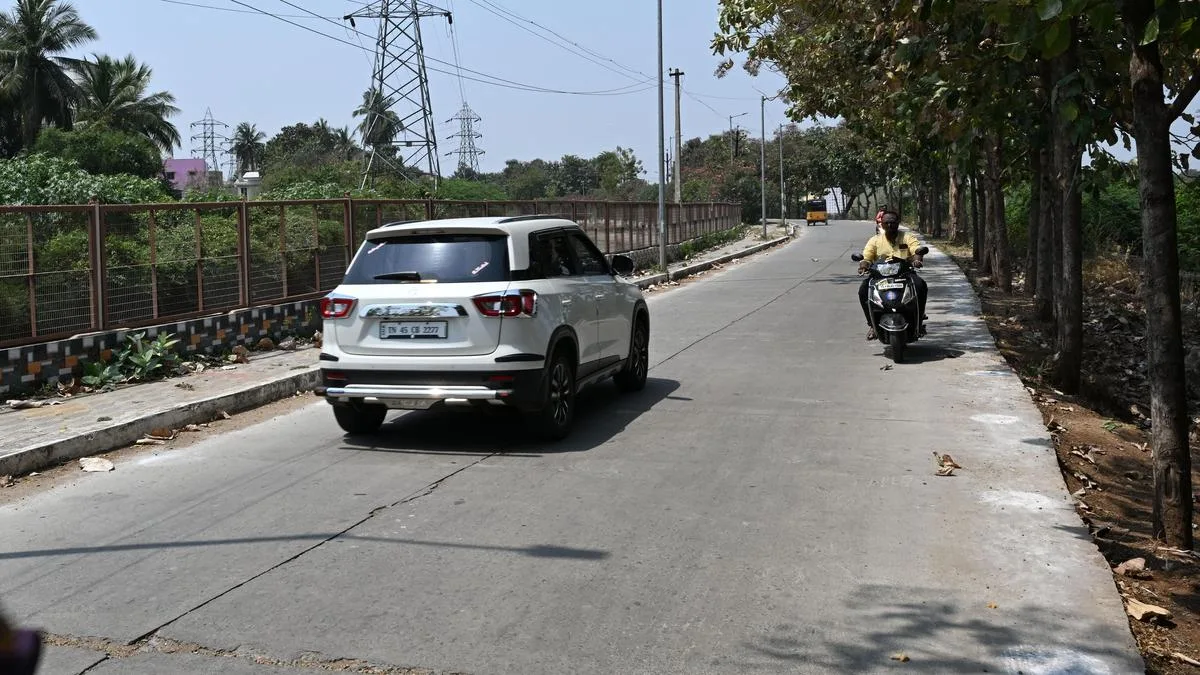 PWD Minister’s assurance on new road along Uyyakondan brings relief to residents
